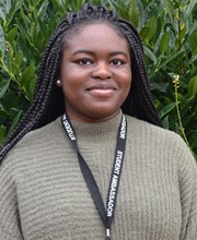 Headshot of a-level student Peace Olusanya